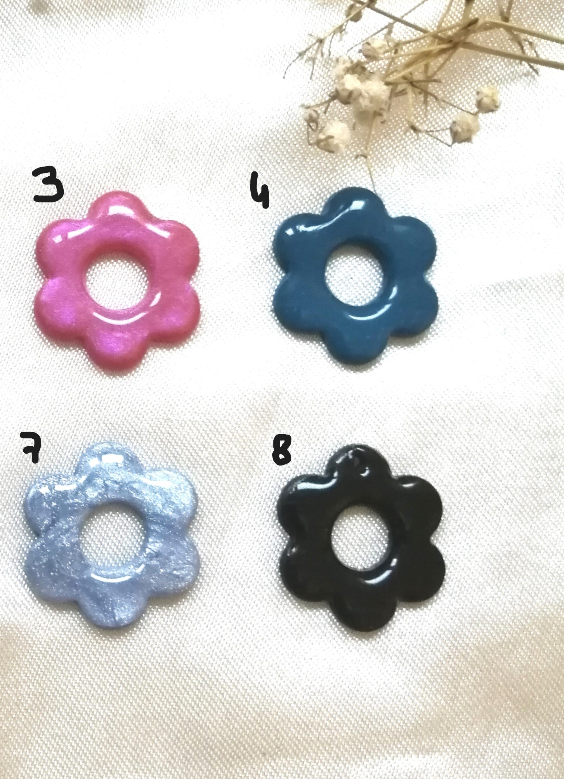 Boucles clou pampille fleur