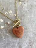 Collier coeur ocre