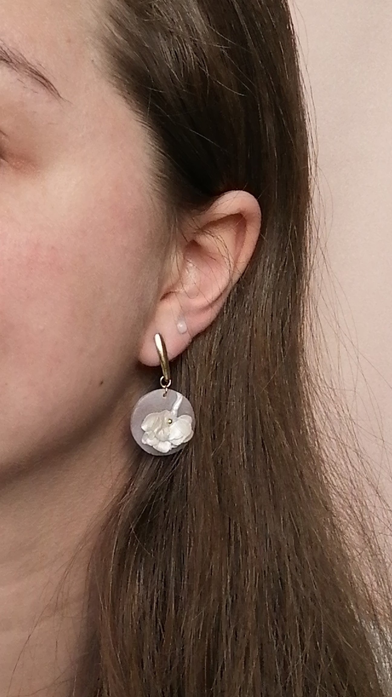 Boucles pastilles fleuries